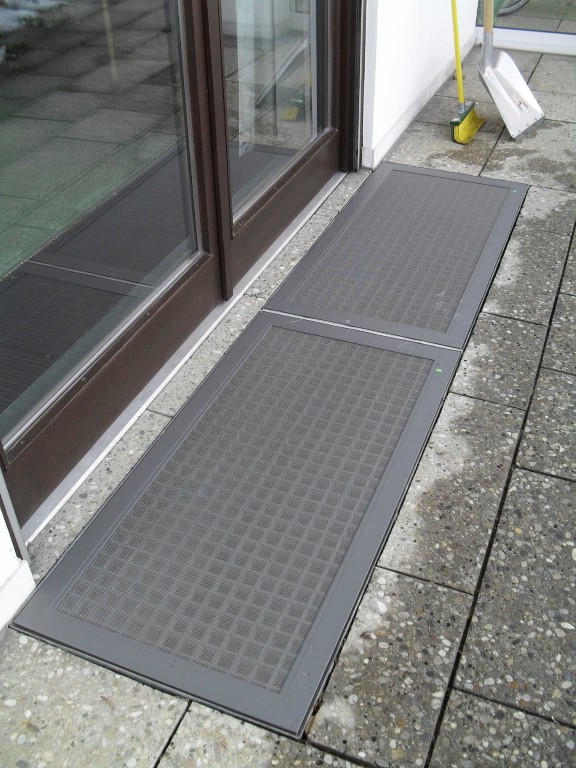 Kellerschacht- abdeckung / Kellerschachtabdeckungen